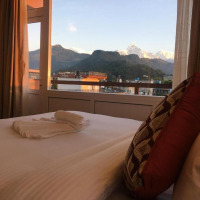 hotel-img